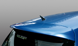 ゴルフ５用R32-LOOKリアルーフスポイラー
