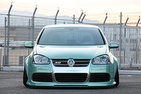 フロントリップスポイラー