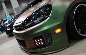 ゴルフ6用GTI-フロントリップスポイラー